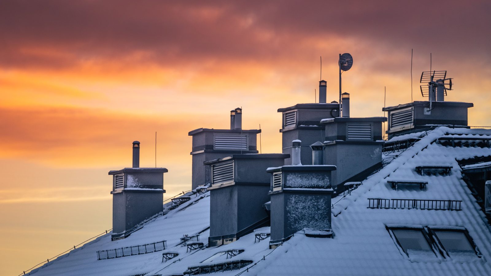 Dach vor dem Winter prüfen: Die Herbstrunde